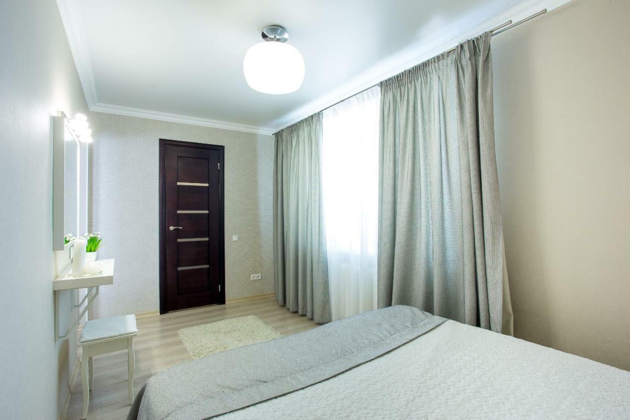 Lotos For You Apartments Mykolajiv Exteriör bild