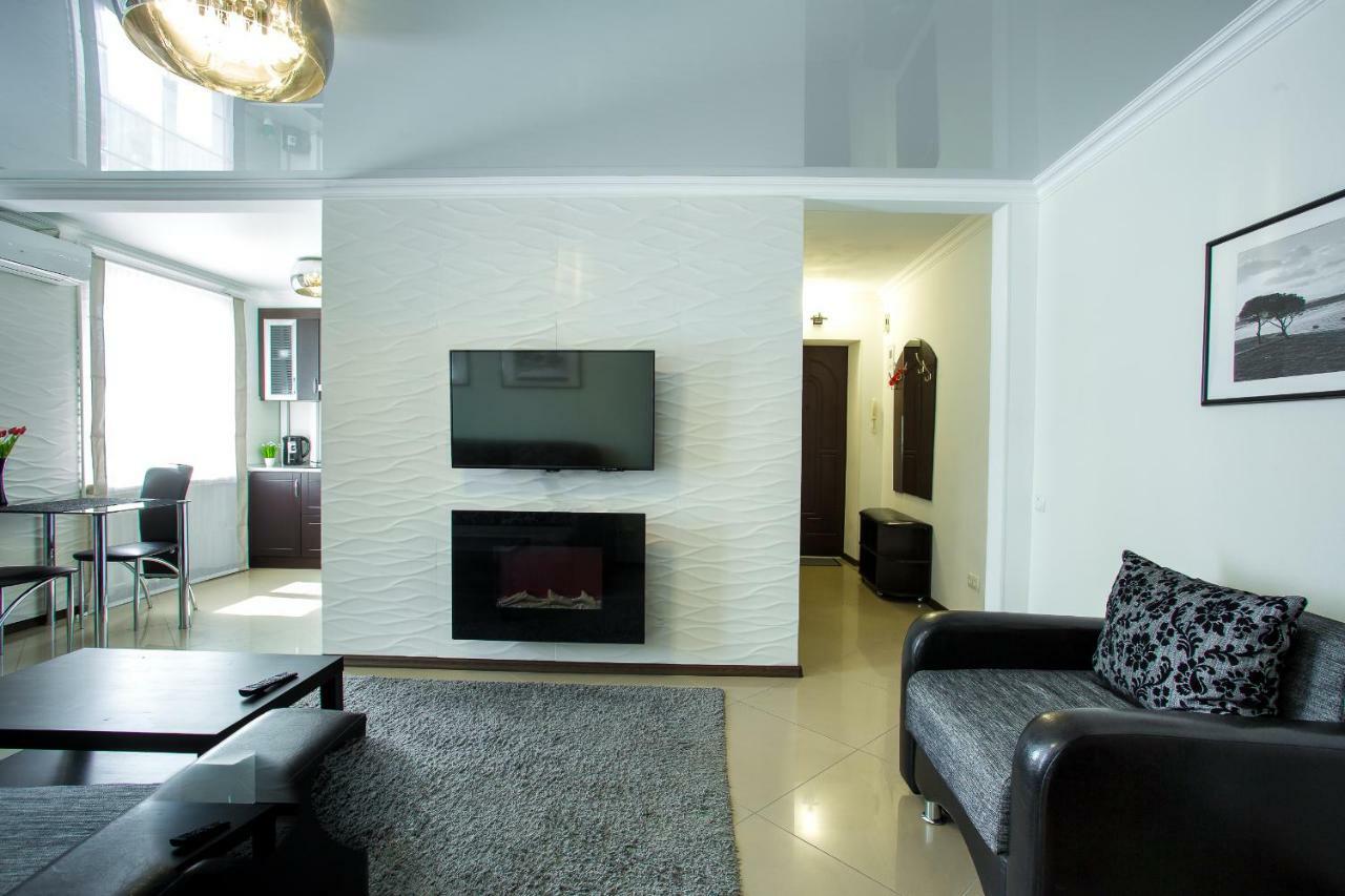 Lotos For You Apartments Mykolajiv Exteriör bild
